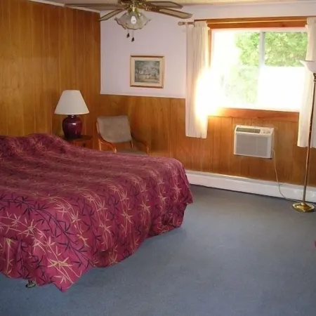 The Riverside Inn