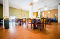 Hotel Plaza Morelia - 2-Star