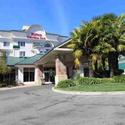 Hilton Garden Inn Fairfield Hotel Exterior