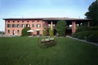 Agriturismo Casa Rossa Ai Colli - Farmhouses