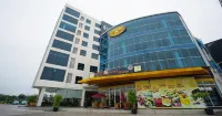 The Lively Hotel Kualanamu
