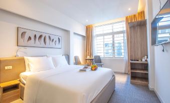 Keypad - Saki Hotel - 28 Dich Vong Hau, Cau Giay
