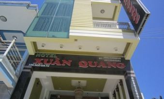 Xuan Quang Hotel