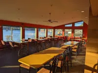 Gordie's Inn & Suites