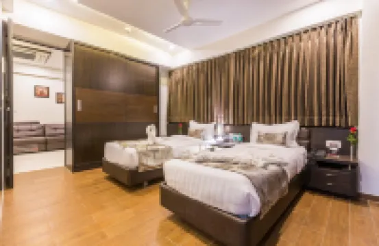 Prominent Corporate Residency Hotels near HEC Exhibition Centre
