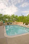 Hampton Inn Starkville - Pools