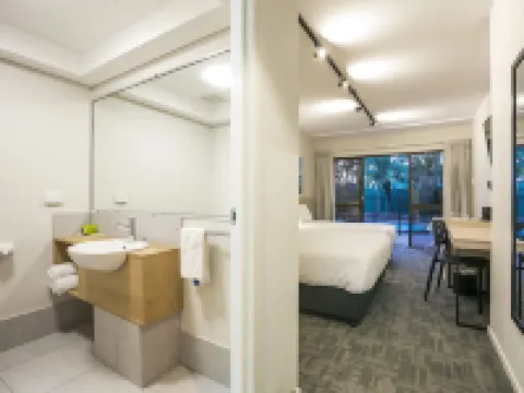 ไนท์แคปที่โรงแรมคาวานาวอเตอร์ส โรงแรมในมูลูลาบา