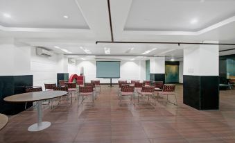 Treebo Maharaja Residency