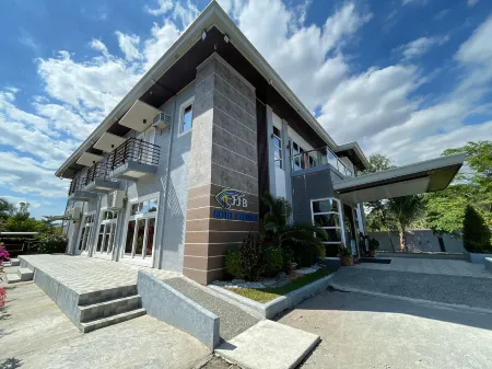 Jjb Aquafarm Resort by Cocotel Отели рядом с достопримечательностью «Zambales Destination»