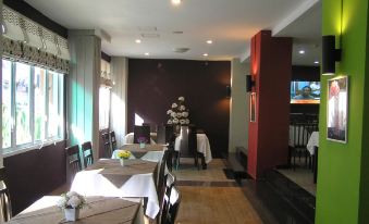 The Impress Khonkaen Hotel