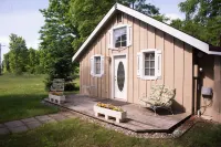 M-22 Inn Suttons Bay Hotels in Leland