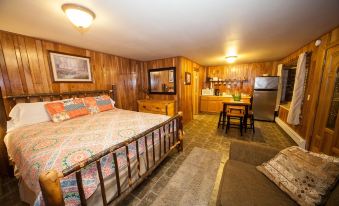 Log Cabin Lodge & Suites