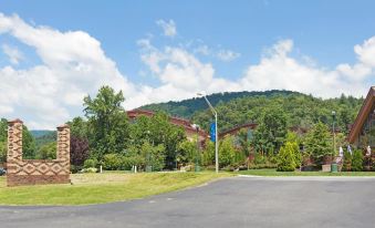 Days Inn by Wyndham Cherokee Near Casino