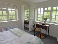Redlynch Lodge Hotels in Whiteparish
