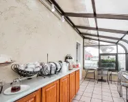 Villa Inn Hotels in Lawrence County