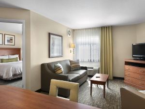 Candlewood Suites Savannah Airport