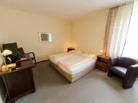 An der Stadthalle Hotel berhampiran Gliesmaroder Turm