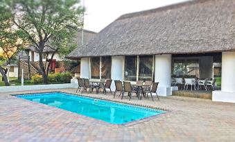 Buisfontein Safari Lodge - Housity
