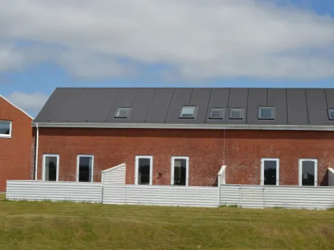 "Nayana" - 2.3km from the Sea