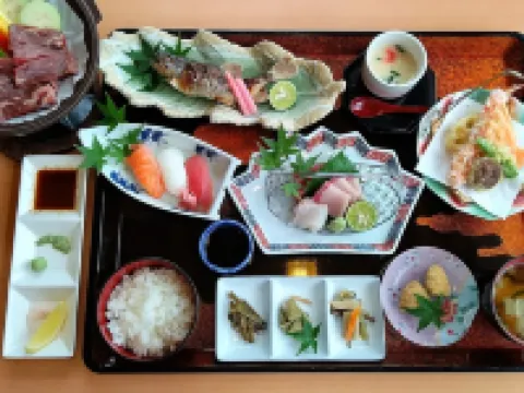 もみじ川温泉 那賀町のホテル