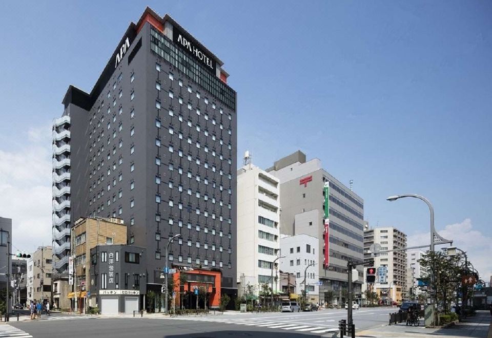 5. APA 호텔 아..