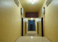 RedDoorz at Pacet Mojokerto Hotels in Wonosalam