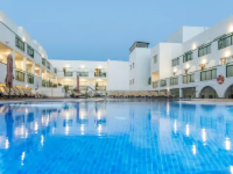 アパルタメントス ドゥナス クラブ マクソラタのホテル