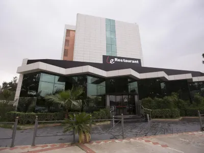 Jardy Hôtel & Suites Hotels in Algier