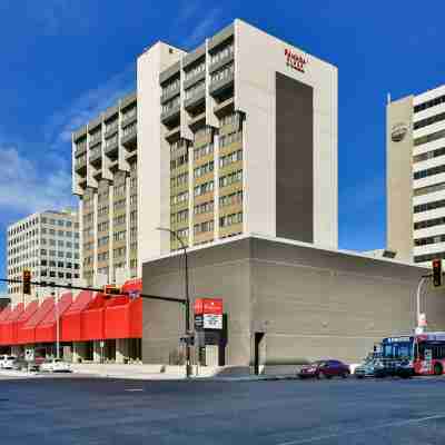 Ramada Plaza by Wyndham Regina Downtown Hotel Exterior