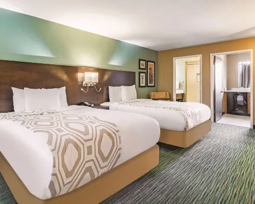 La Quinta Inn & Suites by Wyndham San Francisco Airport West Hôtels à : Millbrae