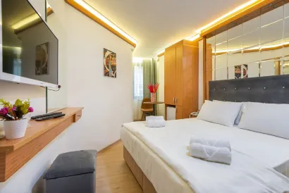 Seven Rooms Oldcity