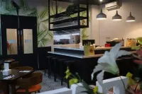 Front One Inn Kediri Hotels in Ngasem