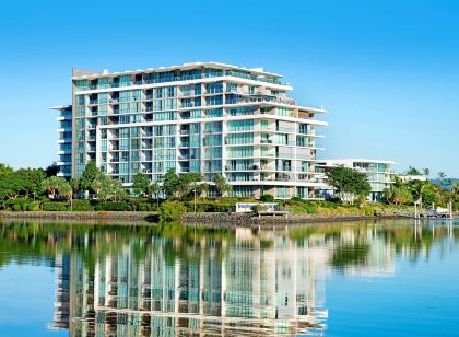 Ultiqa Freshwater Point Resort Broadbeach