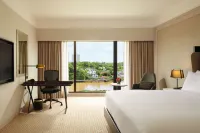 Hilton Kuching Hotels near Kuching Civic Centre