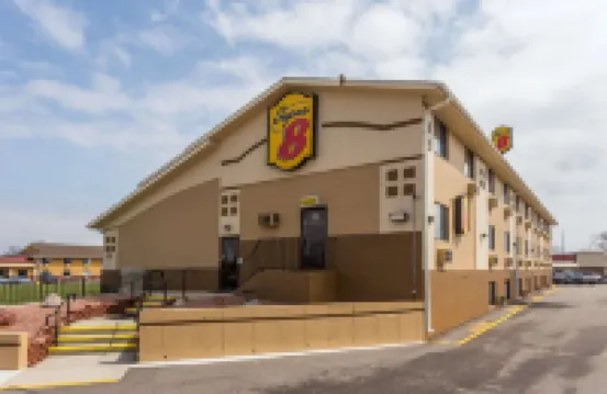 Super 8 by Wyndham Janesville Các khách sạn ở 