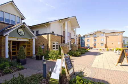 Premier Inn Wolverhampton North Отели рядом с достопримечательностью «Университет Уольверхэмптон»