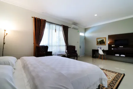 Aries Biru Hotel & Villa