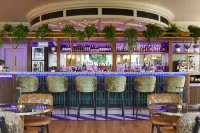 Leonardo Royal Southampton Grand Harbour - bar