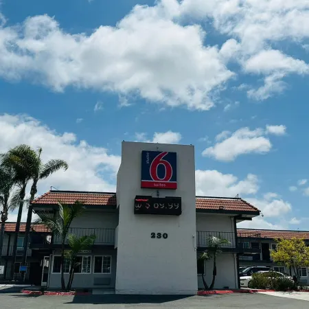 Studio 6 Suites San Ysidro, CA – San Diego South Bay