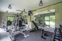 Golden Beach Cha-Am Hotel - Gym