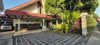 Omah Opa Villa Hotel a Bulukerto