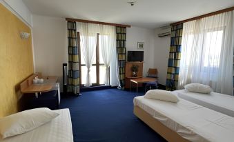 Hotel Doi Taurasi