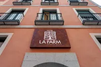 Hospedium Hotel la Farm فنادق في La Granja de San Ildefonso