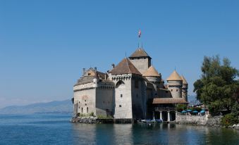 Montreux Youth Hostel