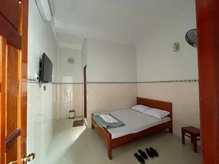 Nha Nghi Binh An Отели в г. TT. Cua Viet