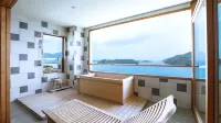 Kinoe Onsen Hotel Seifukan فنادق في أوساكيكاميجيما