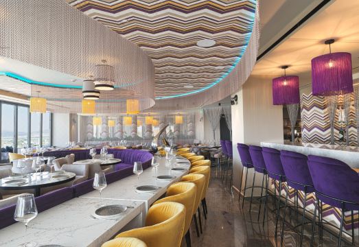 3. 에스페리아 팰리..