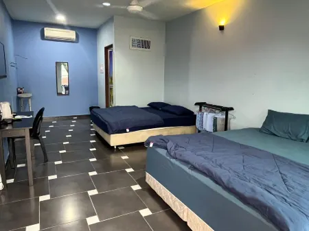 Ayem Homestay Uthm Отели рядом с достопримечательностью «Stadium Hockey UTHM»