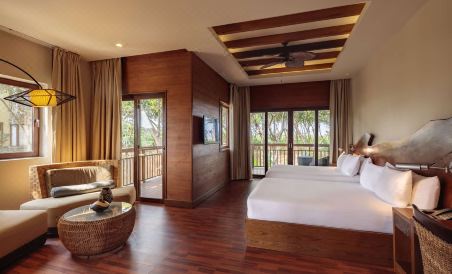 Indura Beach & Golf Resort Curio Collection by Hilton - Housity