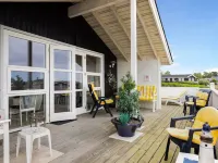 "Yvette" - 150m from the Sea